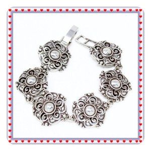 Brighton Flower Silver Retired Link Bracelet